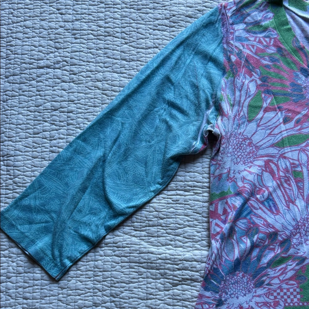 Funky Fractal Floral Mini Dress with V-Neck and Aqua Patterned Sleeves, XS - Picture 4 of 8